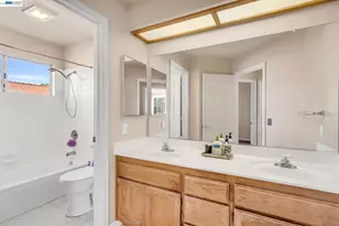 1910 Harvest Landing Ct, Tracy, CA 95376 - Photo 33