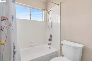1910 Harvest Landing Ct, Tracy, CA 95376 - Photo 41