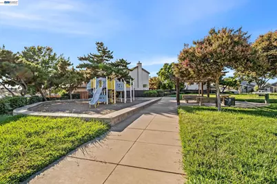 1910 Harvest Landing Ct, Tracy, CA 95376 - Photo 57