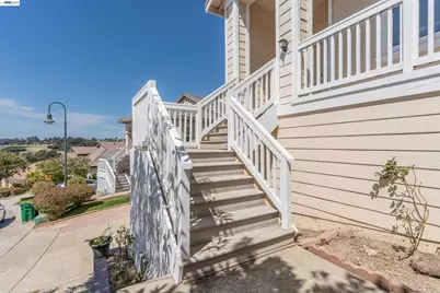 866 Bridgeway Cir, El Sobrante, CA 94803 - Photo 7