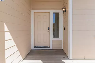 866 Bridgeway Cir, El Sobrante, CA 94803 - Photo 11