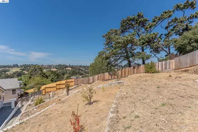 866 Bridgeway Cir, El Sobrante, CA 94803 - Photo 63