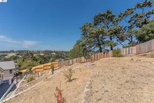 866 Bridgeway Cir, El Sobrante, CA 94803 - Photo 63