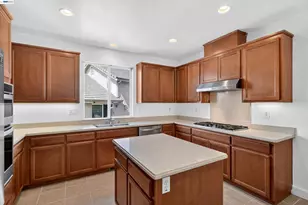 866 Bridgeway Cir, El Sobrante, CA 94803 - Photo 27
