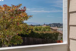 866 Bridgeway Cir, El Sobrante, CA 94803 - Photo 9