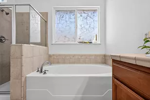 866 Bridgeway Cir, El Sobrante, CA 94803 - Photo 43