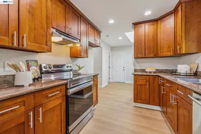 24818 Saint Luke Ct, Hayward, CA 94541 - Photo 23