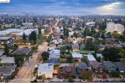 2922 Hillegass Ave #B, Berkeley, CA 94705 - Photo 25