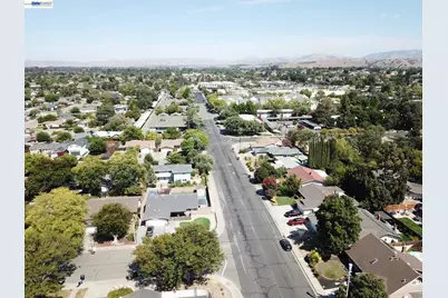 816 Catalina Dr, Livermore, CA 94550 - Photo 31