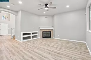 5683 Vintage Cir, Stockton, CA 95219 - Photo 41