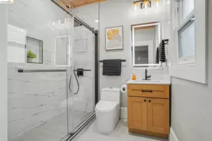 35 Randwick Ave, Oakland, CA 94611 - Photo 19