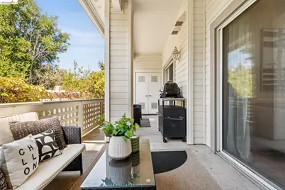 255 Florence Ct, Hercules, CA 94547 - Photo 27