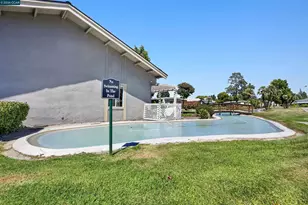 2115 Dalis, Concord, CA 94520 - Photo 35