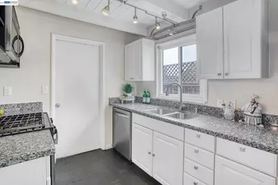 738 Lilly Ave, Hayward, CA 94544 - Photo 19