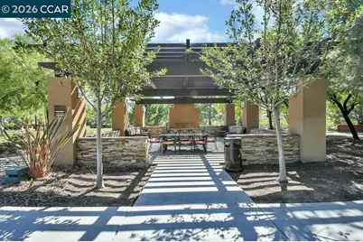 1083 Pomerol Cir, Brentwood, CA 94513 - Photo 41