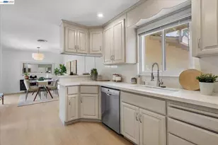 4875 Pepperwood Way, San Jose, CA 95124 - Photo 15