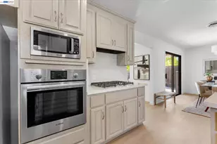 4875 Pepperwood Way, San Jose, CA 95124 - Photo 13