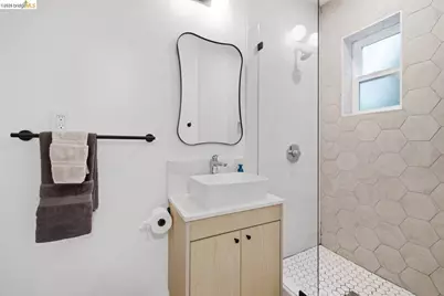 1519 Fairview St #2, Berkeley, CA 94703 - Photo 17