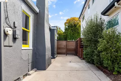 1905 Chestnut St, Berkeley, CA 94702 - Photo 27