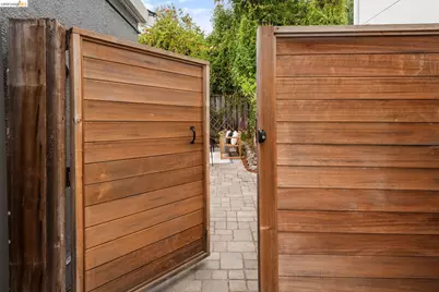 1905 Chestnut St, Berkeley, CA 94702 - Photo 29