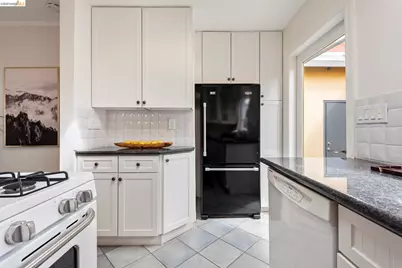 1905 Chestnut St, Berkeley, CA 94702 - Photo 13