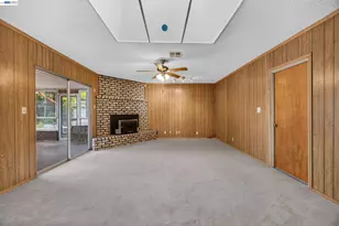 421 E Serrano Way, Stockton, CA 95207 - Photo 9