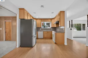 421 E Serrano Way, Stockton, CA 95207 - Photo 5