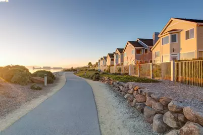 65 Seagull Dr, Richmond, CA 94804 - Photo 49