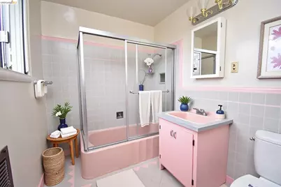 511 6th St, Montara, CA 94037 - Photo 27