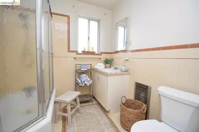 511 6th St, Montara, CA 94037 - Photo 19