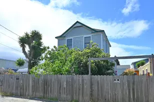 979 Grace Ave, Oakland, CA 94608 - Photo 1
