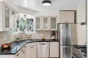 451 Taurus Ave, Oakland, CA 94611 - Photo 13