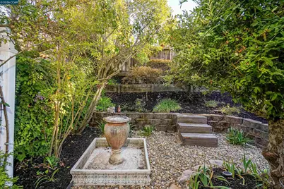 100 Opal Ct, Hercules, CA 94547 - Photo 55