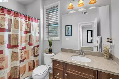 4061 Sarasta Bay Dr, Pittsburg, CA 94565 - Photo 5