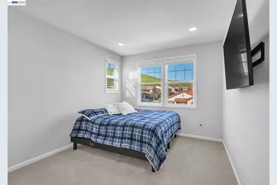 4061 Sarasta Bay Dr, Pittsburg, CA 94565 - Photo 27