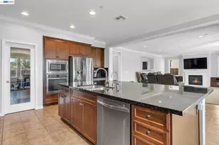 4061 Sarasta Bay Dr, Pittsburg, CA 94565 - Photo 19