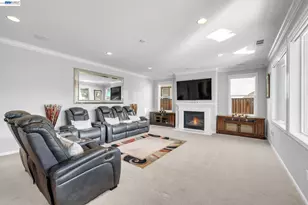 4061 Sarasta Bay Dr, Pittsburg, CA 94565 - Photo 9