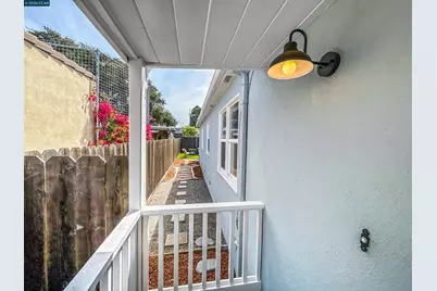 630 27th St, Richmond, CA 94804 - Photo 9