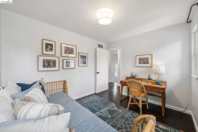 1014 10th St, Oakland, CA 94607 - Photo 29