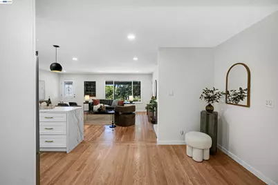 293 Via Cima Ct, Danville, CA 94526 - Photo 17