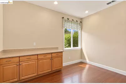 325 San Marino Ln, Brentwood, CA 94513 - Photo 43