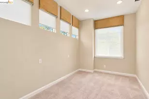 325 San Marino Ln, Brentwood, CA 94513 - Photo 37