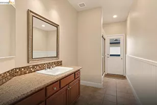 325 San Marino Ln, Brentwood, CA 94513 - Photo 19