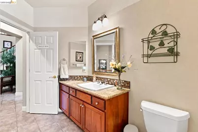 325 San Marino Ln, Brentwood, CA 94513 - Photo 19