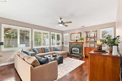 325 San Marino Ln, Brentwood, CA 94513 - Photo 15