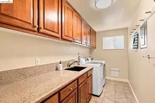 325 San Marino Ln, Brentwood, CA 94513 - Photo 21