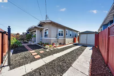 5823 Seminary Ct, Oakland, CA 94605 - Photo 3