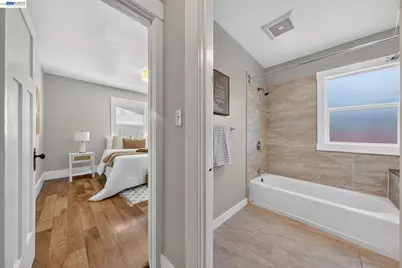 5823 Seminary Ct, Oakland, CA 94605 - Photo 37