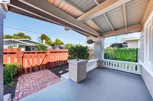 5823 Seminary Ct, Oakland, CA 94605 - Photo 7