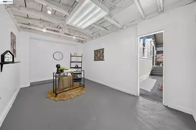5823 Seminary Ct, Oakland, CA 94605 - Photo 53